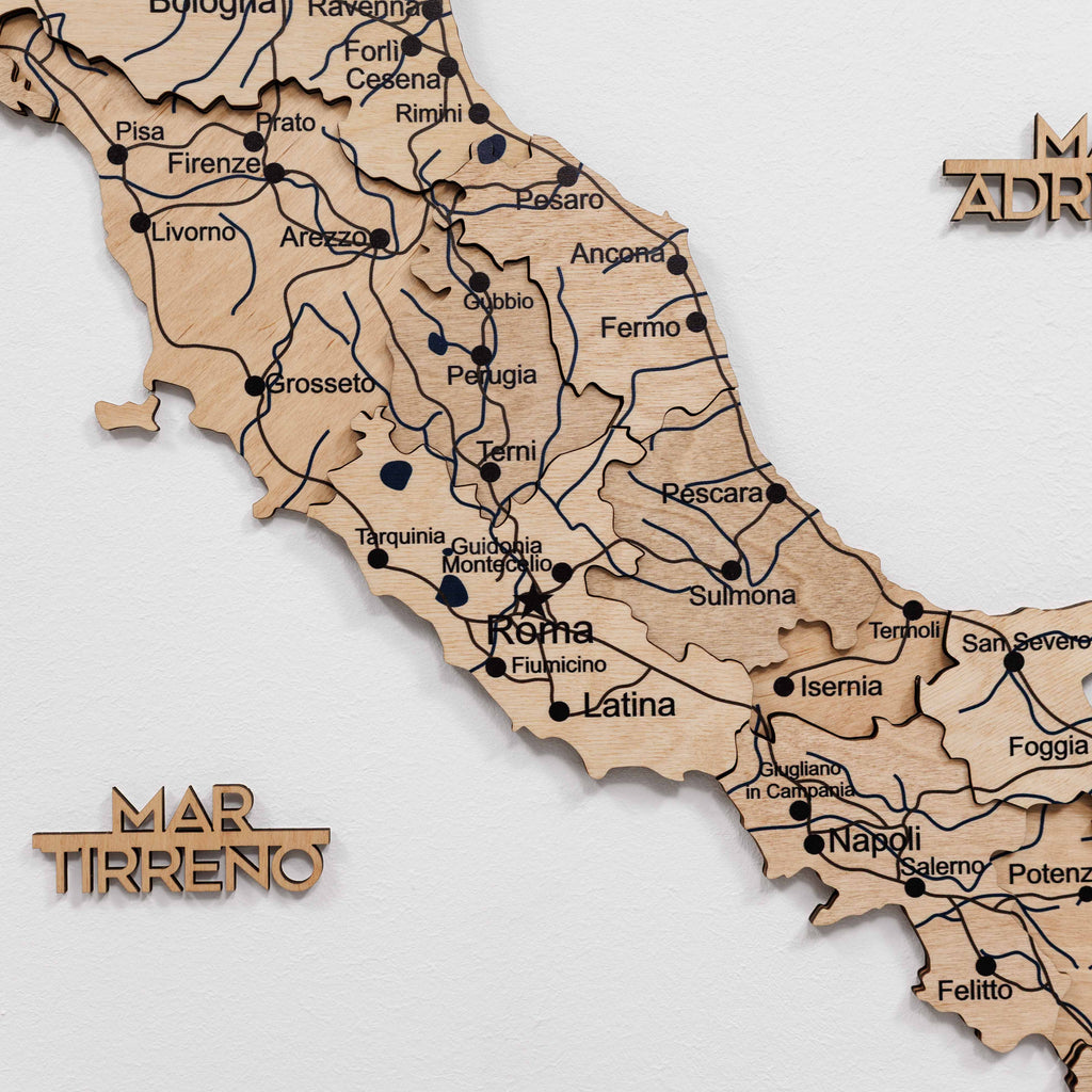 Wooden Map of Italy – Gold