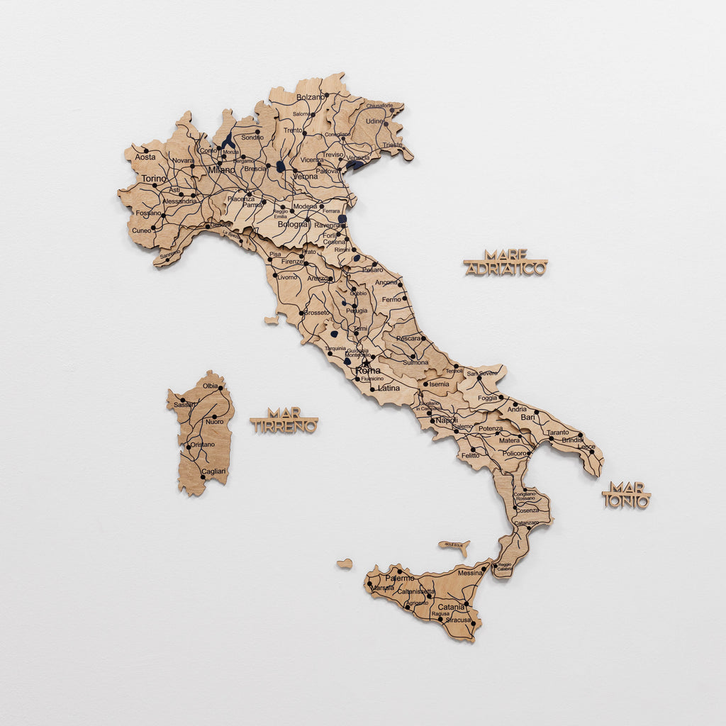 Wooden Map of Italy – Gold