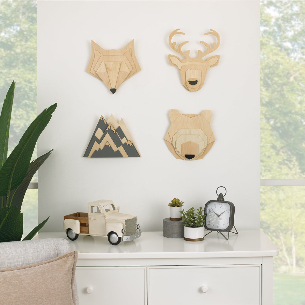 Bear Head Layered Natural Wood Nursery Wall DÃ©cor