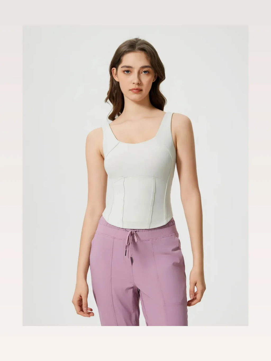 Round Neck Wide Strap Active Tank with Detachable Chest Pads