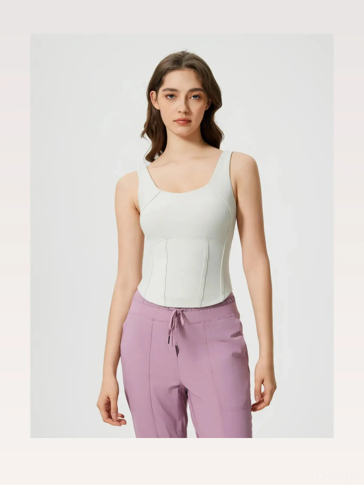 Round Neck Wide Strap Active Tank with Detachable Chest Pads