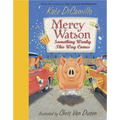 Mercy Watson: Something Wonky This Way Comes: (A Funny and Heartwarming Chapter Book about a Lovable, Toast-Eating Pig - Perfect for Early Readers and - Hardcover