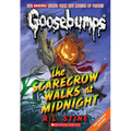 The Scarecrow Walks at Midnight (Classic Goosebumps #16): Volume 16 - Paperback