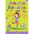 Amelia Bedelia Chapter Book #5: Amelia Bedelia Shapes Up - Paperback