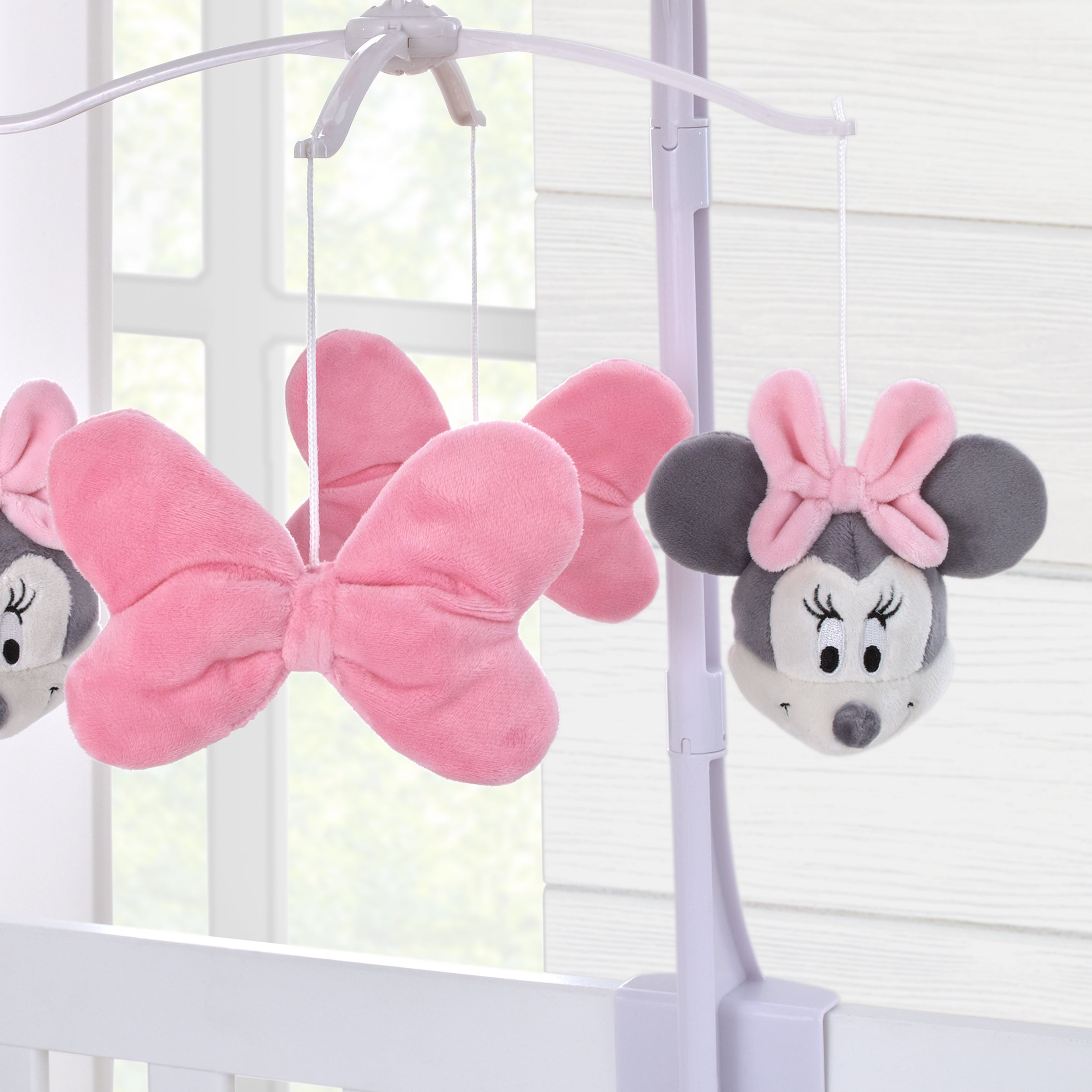 Disney Minnie Mouse Lovely Little Lady Pink Plush Bows Musical Mobile