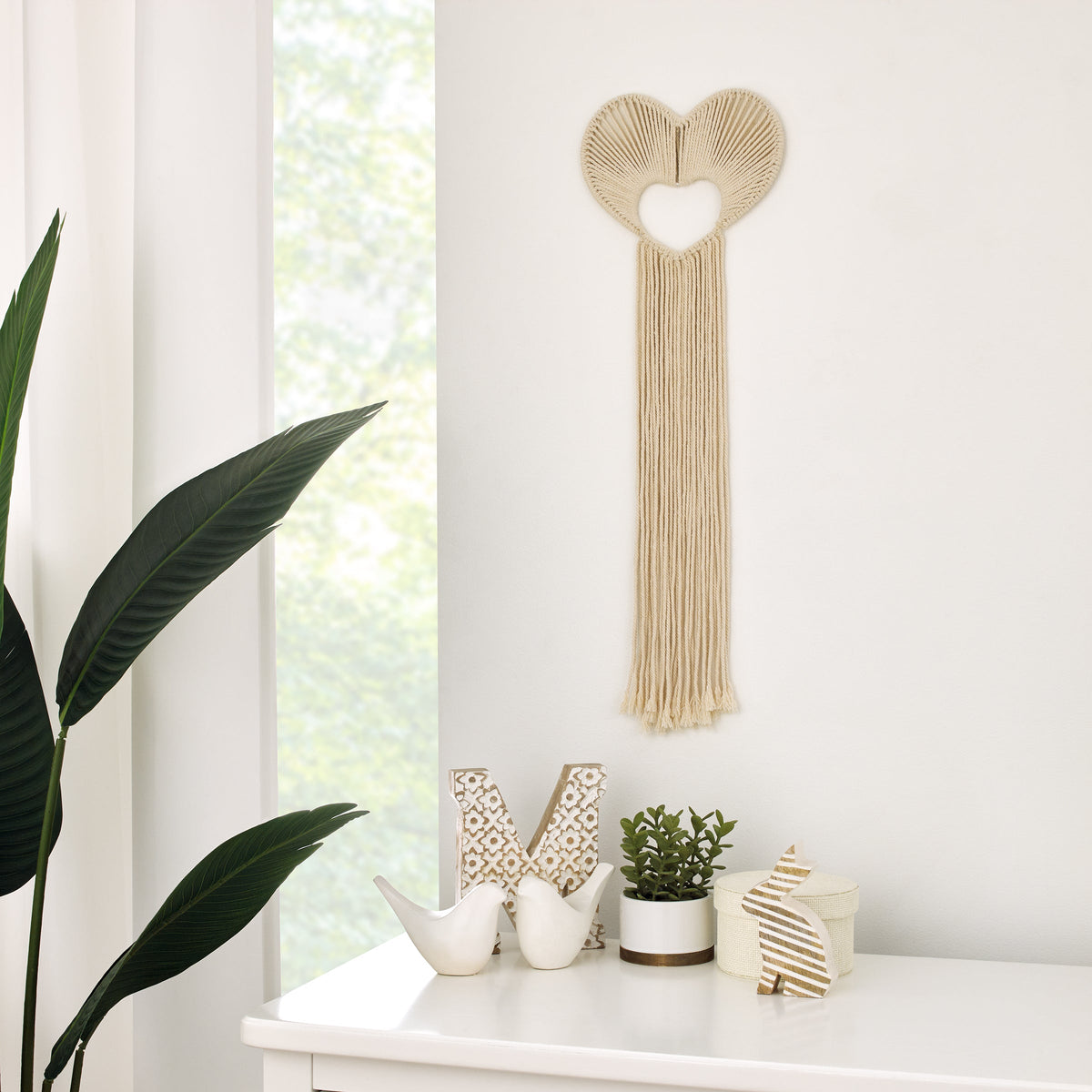 Natural Ivory MacramÃ© Heart Shaped Wall DÃ©cor with Fringe, 18" Long