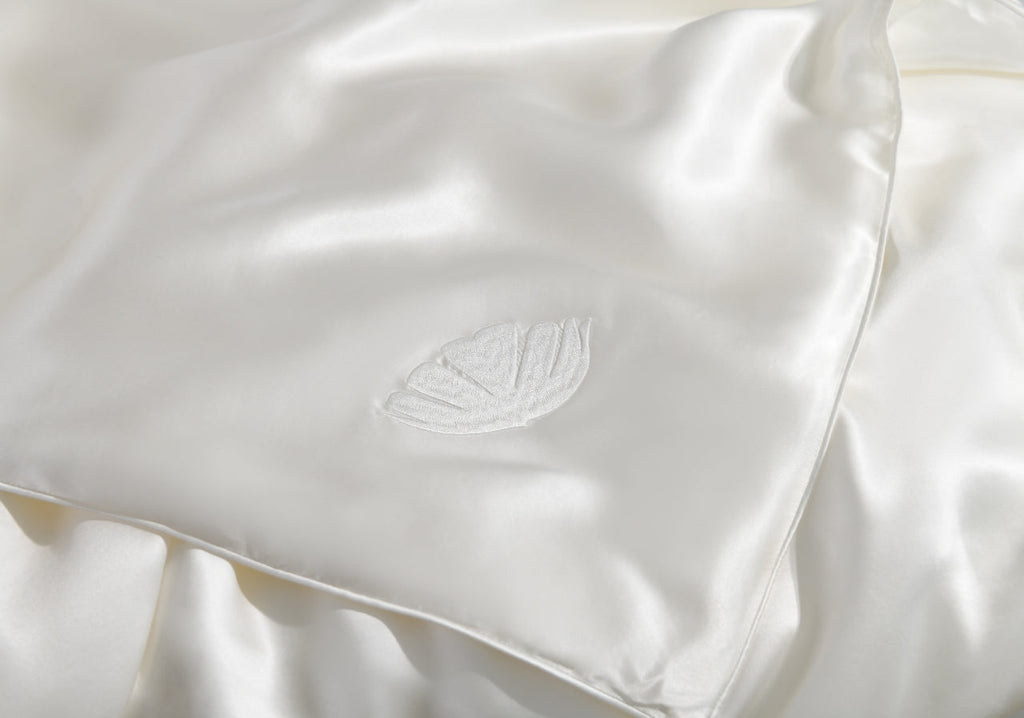 All Season Silk Filled Comforter with Silk Shell