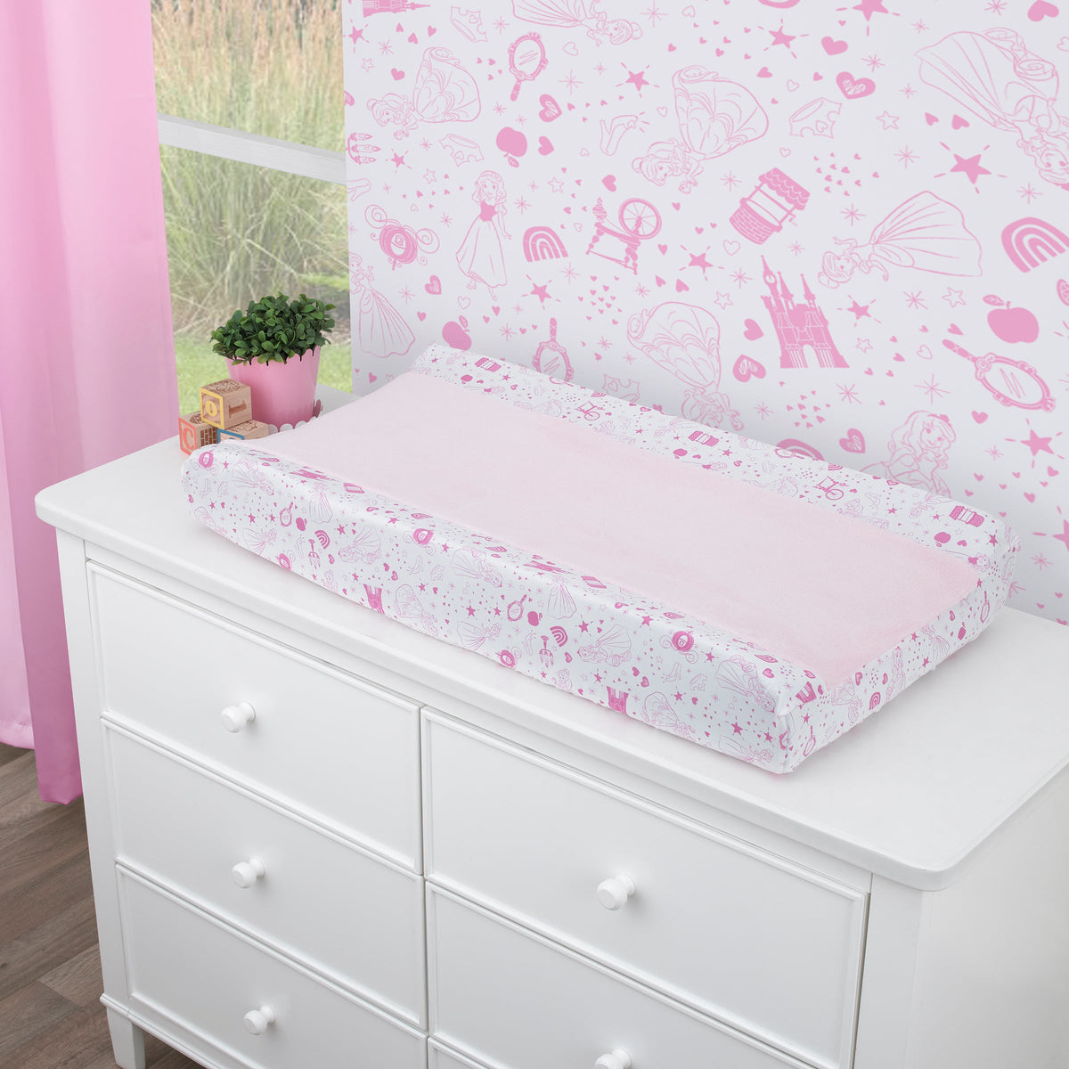 Princess - Dare to Dream Super Soft Pink and White Changing Pad Cover