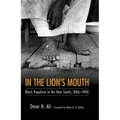 In the Lion's Mouth: Black Populism in the New South, 1886-1900 - Paperback