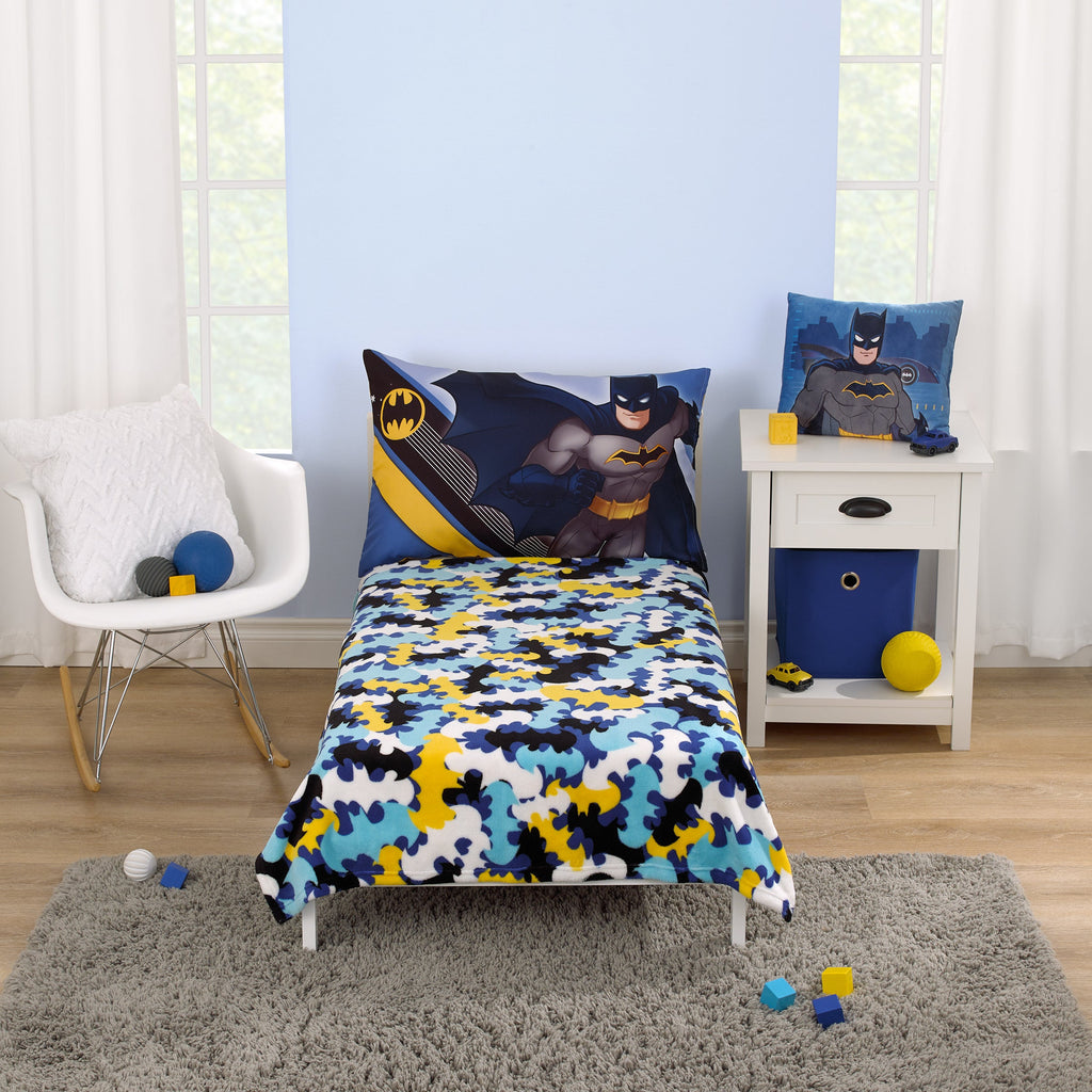 Batman The Caped Crusader Light Blue, Navy, Yellow and White Bat-Signal Super Soft Toddler Blanket