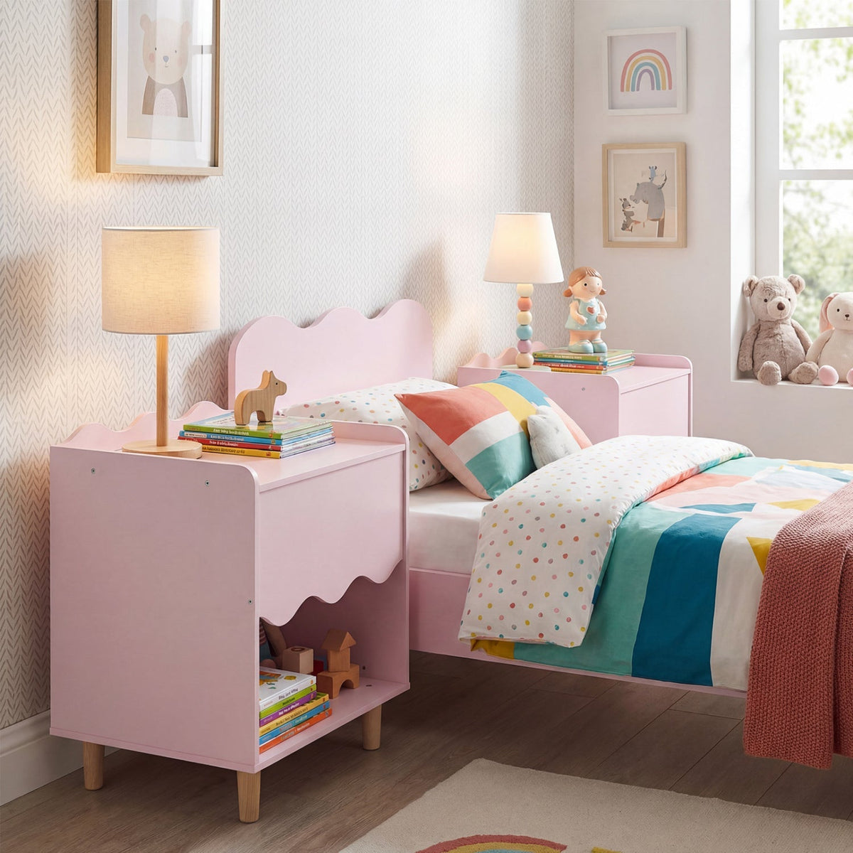 Toddler Scalloped Side Table with Wide Top & Open Compartment