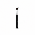 Highlight & Conceal Brush – Dense Angled Synthetic Bristles