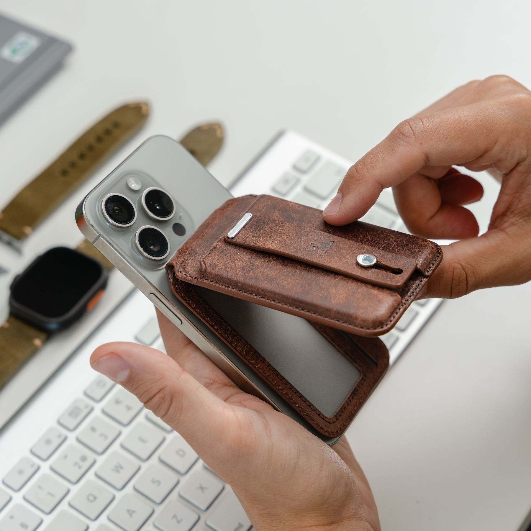 Magnetic Cardholder