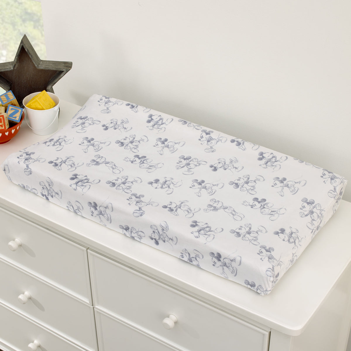 Mickey Mouse - Call Me Mickey White and Blue Super Soft Changing Pad Cover